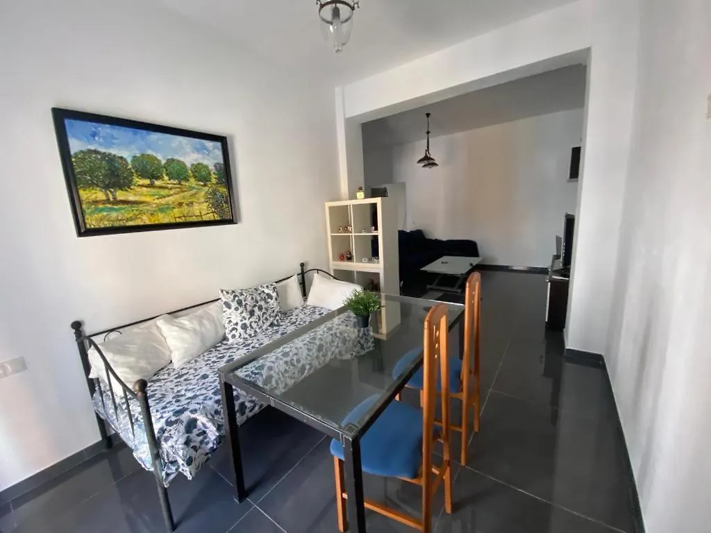 Casa Reformada Con Terraza/Wifi/Aire Acondicionado Villa Seville 0*,  Spain